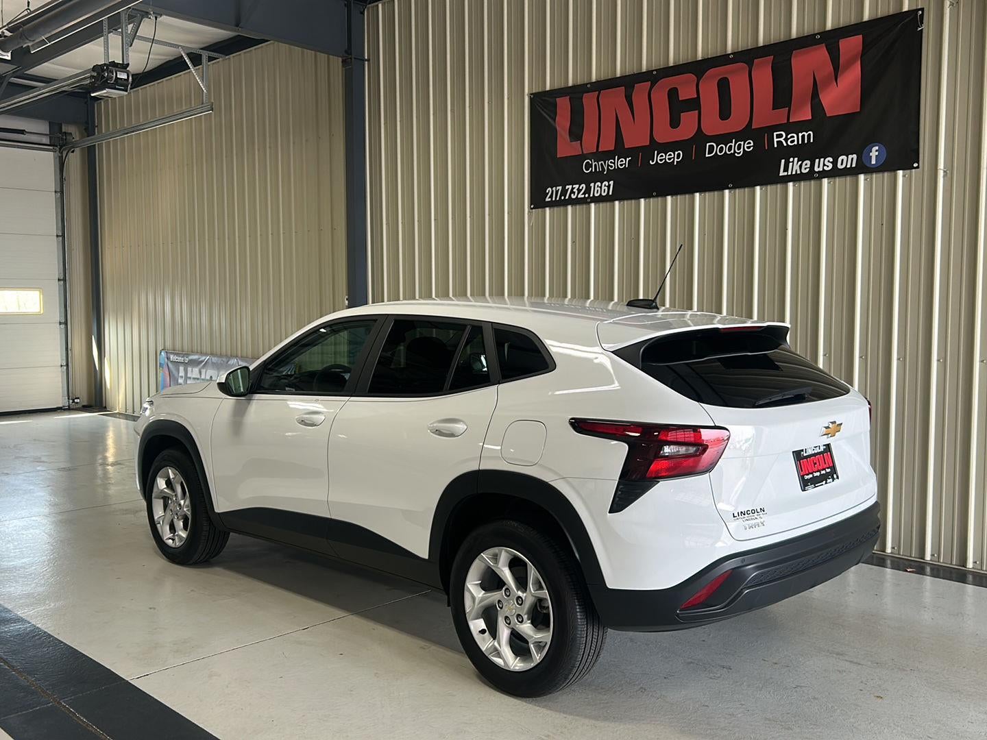 2025 Chevrolet Trax LS