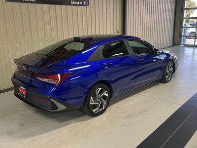 2025 Hyundai Elantra SEL Sport
