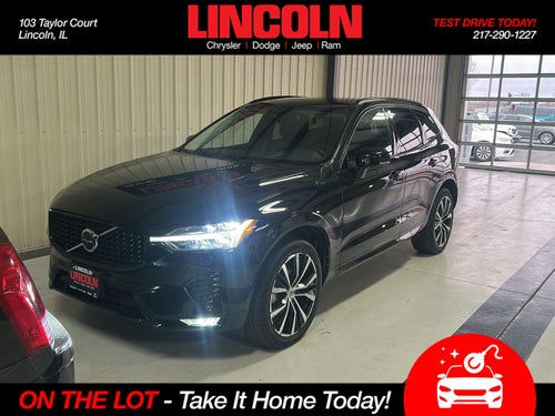 2023 Volvo XC60 Plus Dark Theme