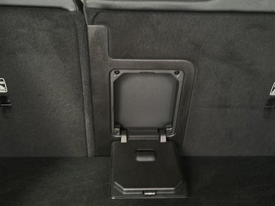 2023 Volvo XC60 Plus Dark Theme