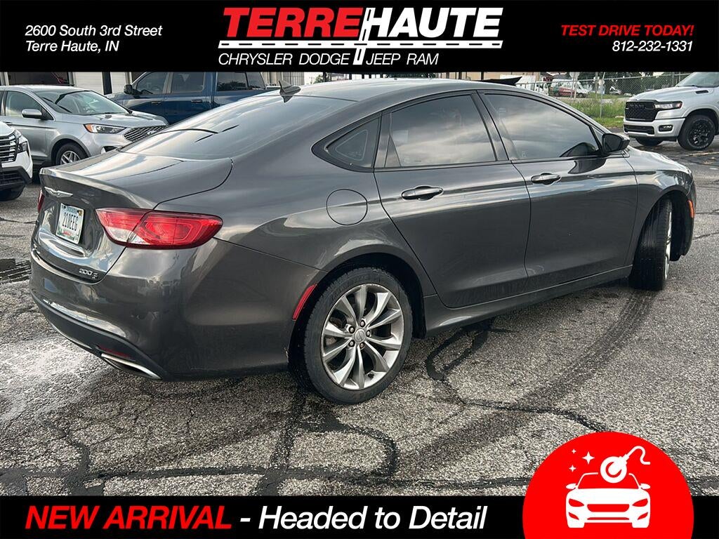 2015 Chrysler 200 S