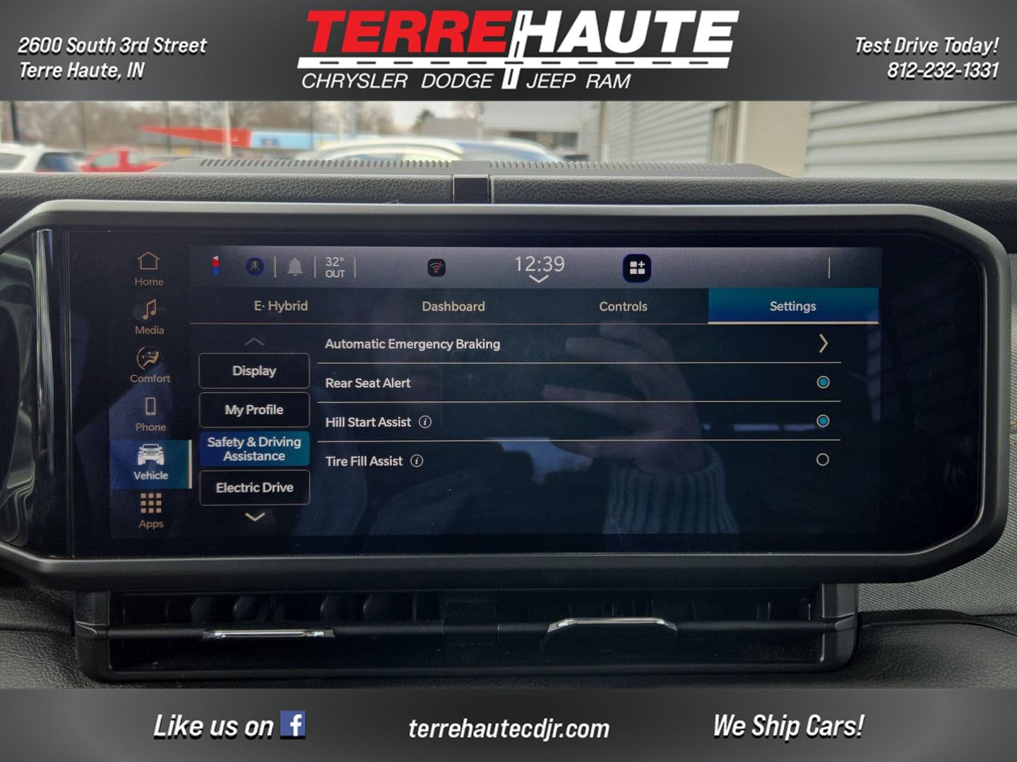 2025 Jeep Wrangler 4xe Willys