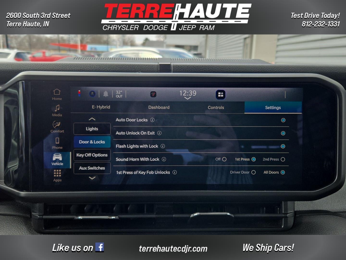 2025 Jeep Wrangler 4xe Willys