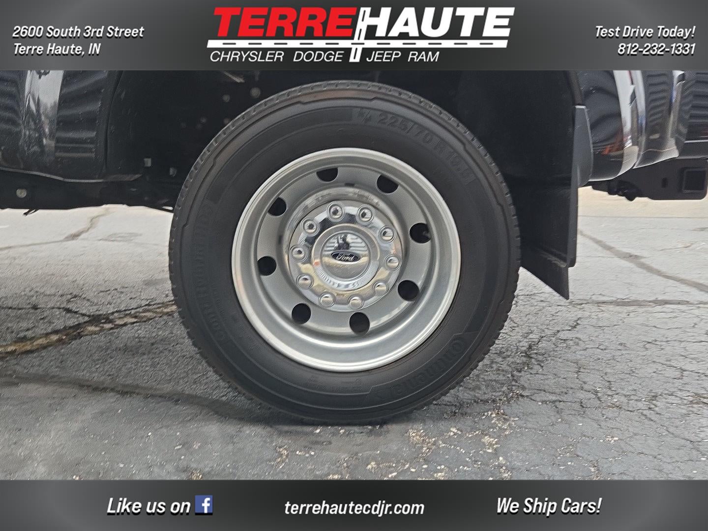 2022 Ford Super Duty F-450 DRW Lariat