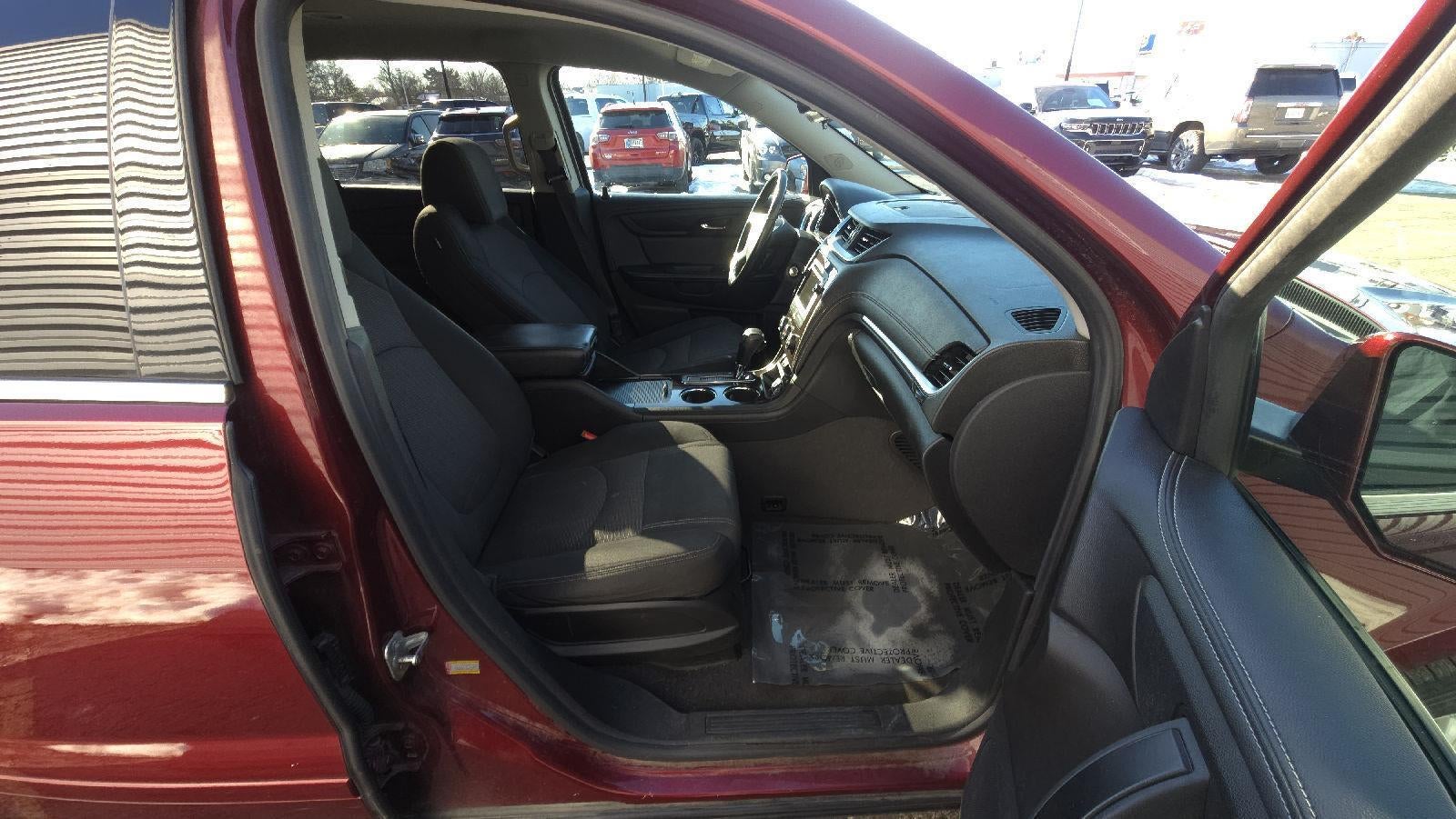 2017 Chevrolet Traverse LT