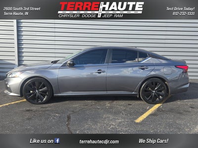 2022 Nissan Altima 2.5 SR