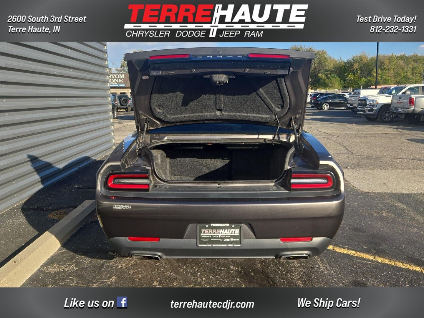 2015 Dodge Challenger SXT