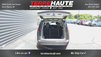 2023 Chrysler Pacifica Touring L