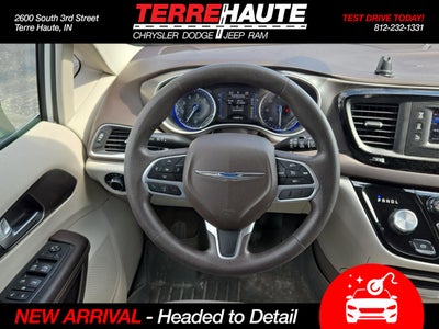 2017 Chrysler Pacifica LX