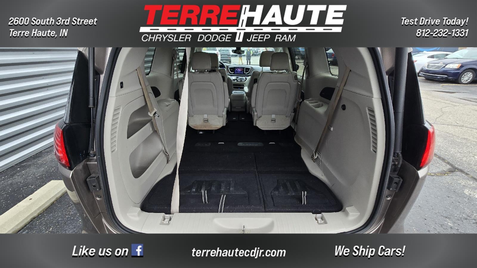 2017 Chrysler Pacifica Touring-L Plus