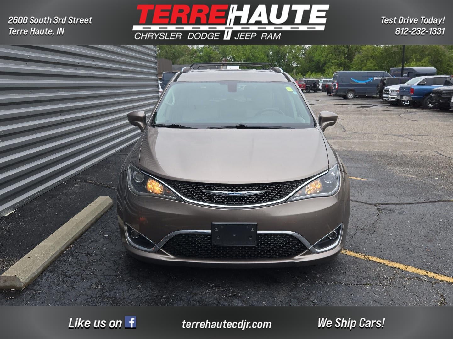 2017 Chrysler Pacifica Touring-L Plus