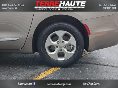 2017 Chrysler Pacifica Touring-L Plus