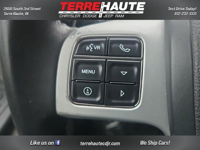 2012 Volkswagen Routan SE