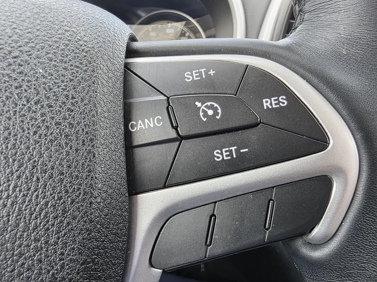 2017 Jeep Cherokee Overland