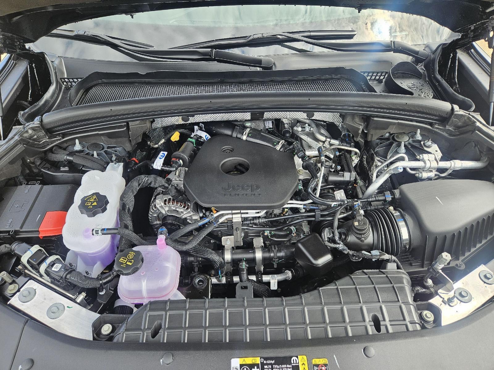 2026 Jeep Grand Cherokee Laredo Altitude