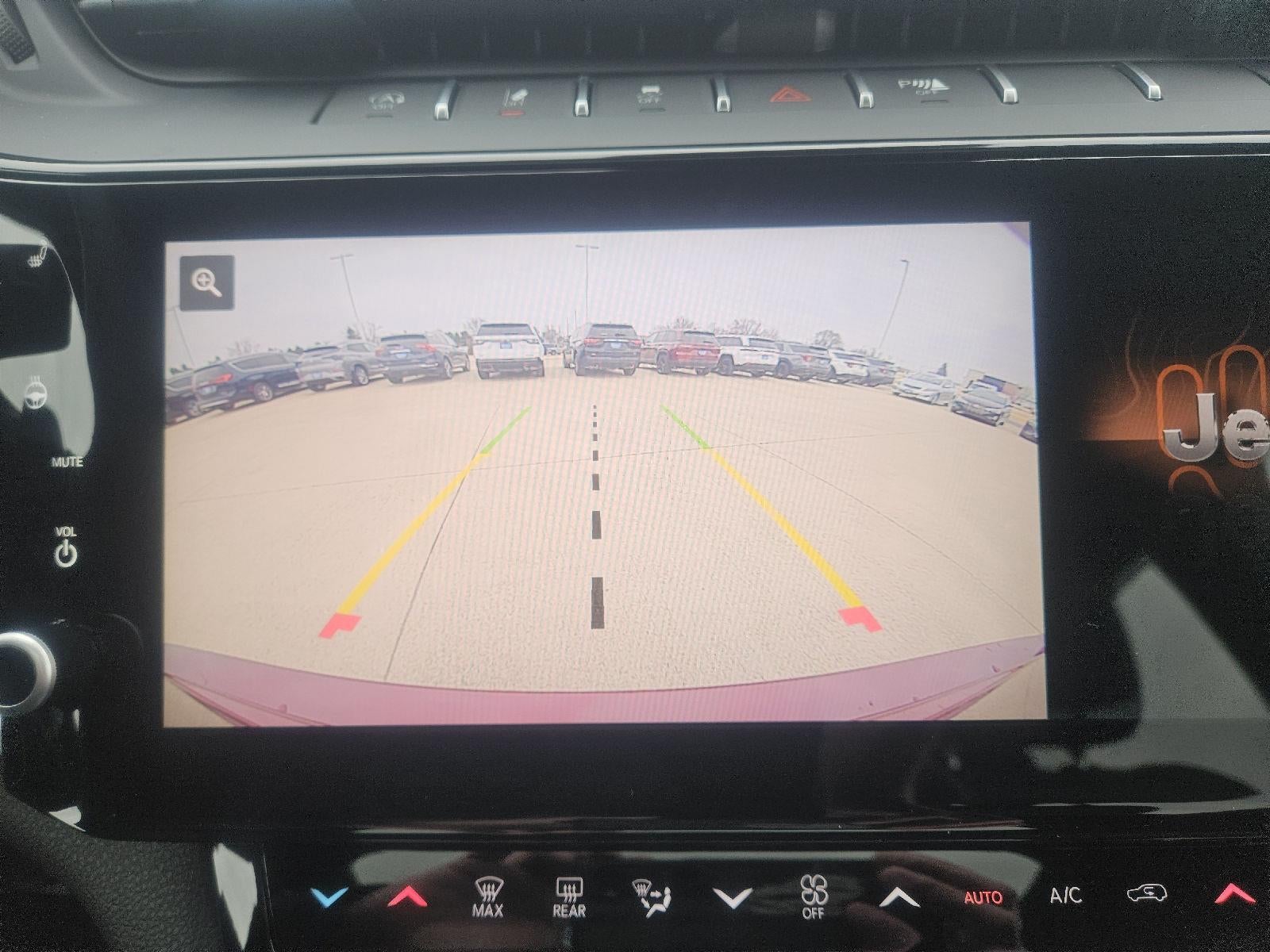 2026 Jeep Grand Cherokee Laredo Altitude