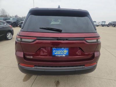 2026 Jeep Grand Cherokee Laredo Altitude