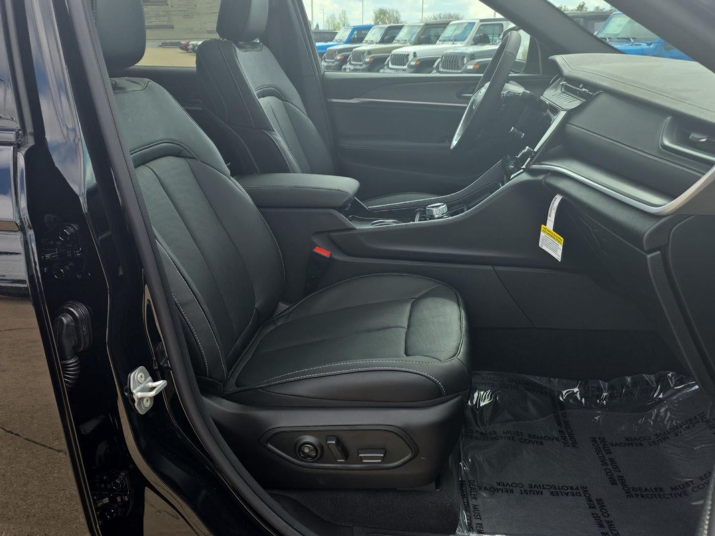 2026 Jeep Grand Cherokee Limited Reserve