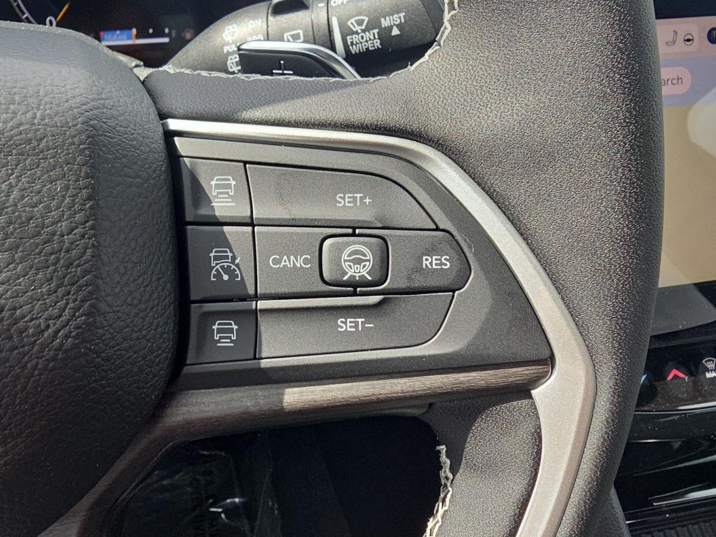 2026 Jeep Grand Cherokee Limited Reserve