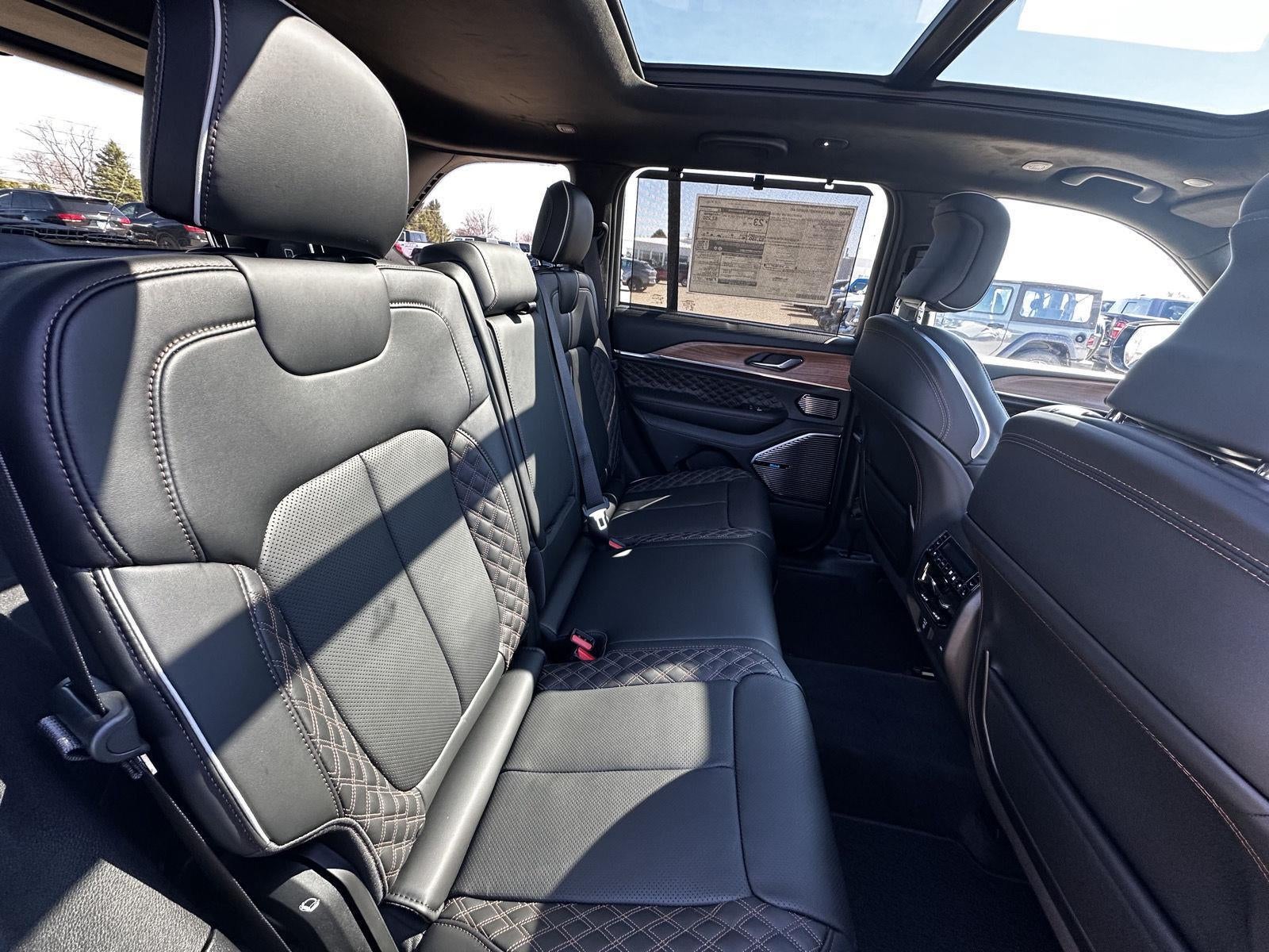 2026 Jeep Grand Cherokee Summit