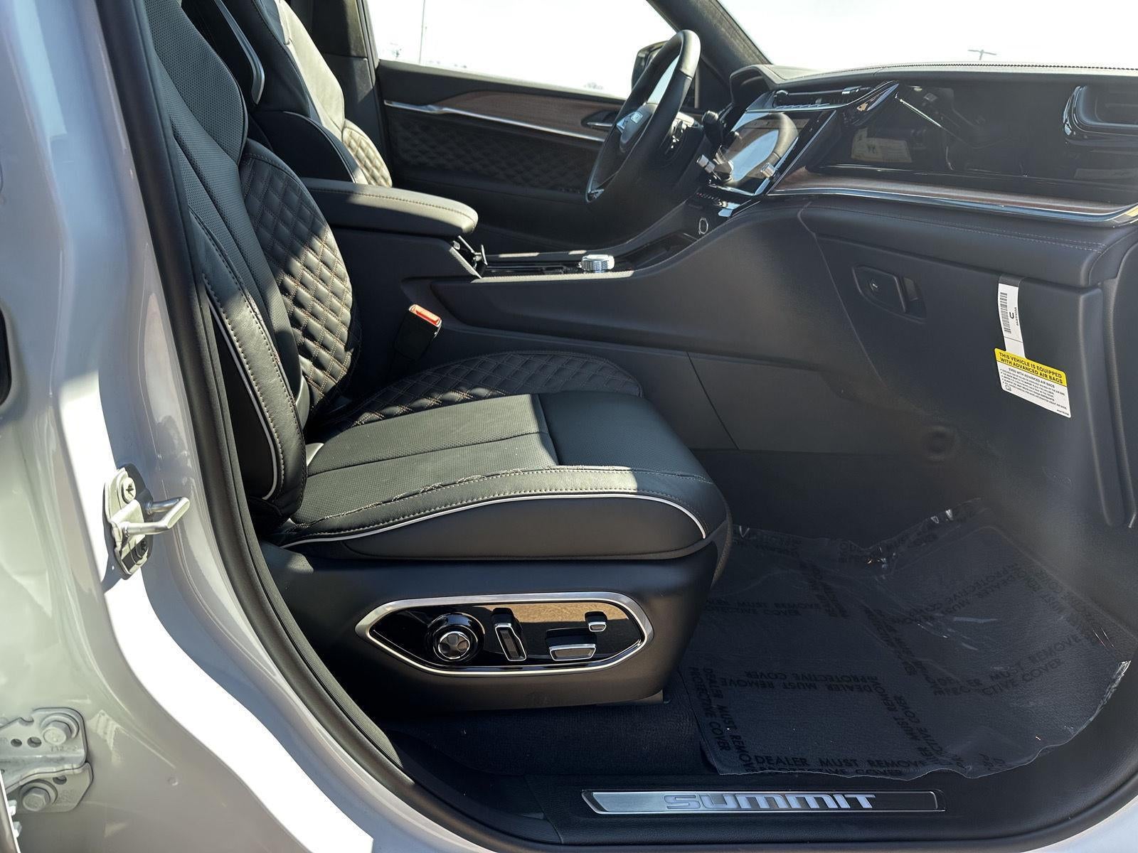 2026 Jeep Grand Cherokee Summit