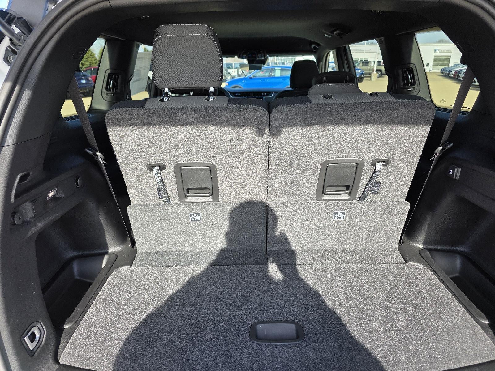 2026 Jeep Grand Cherokee L Laredo