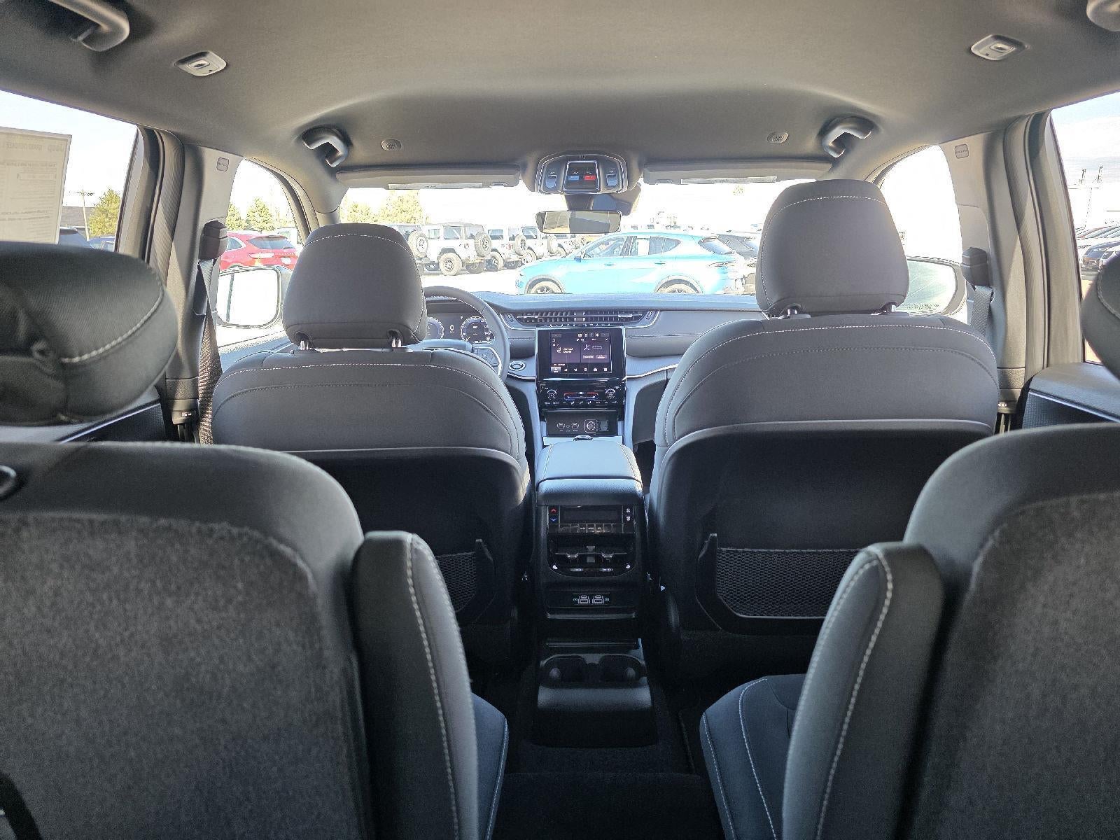 2026 Jeep Grand Cherokee L Laredo