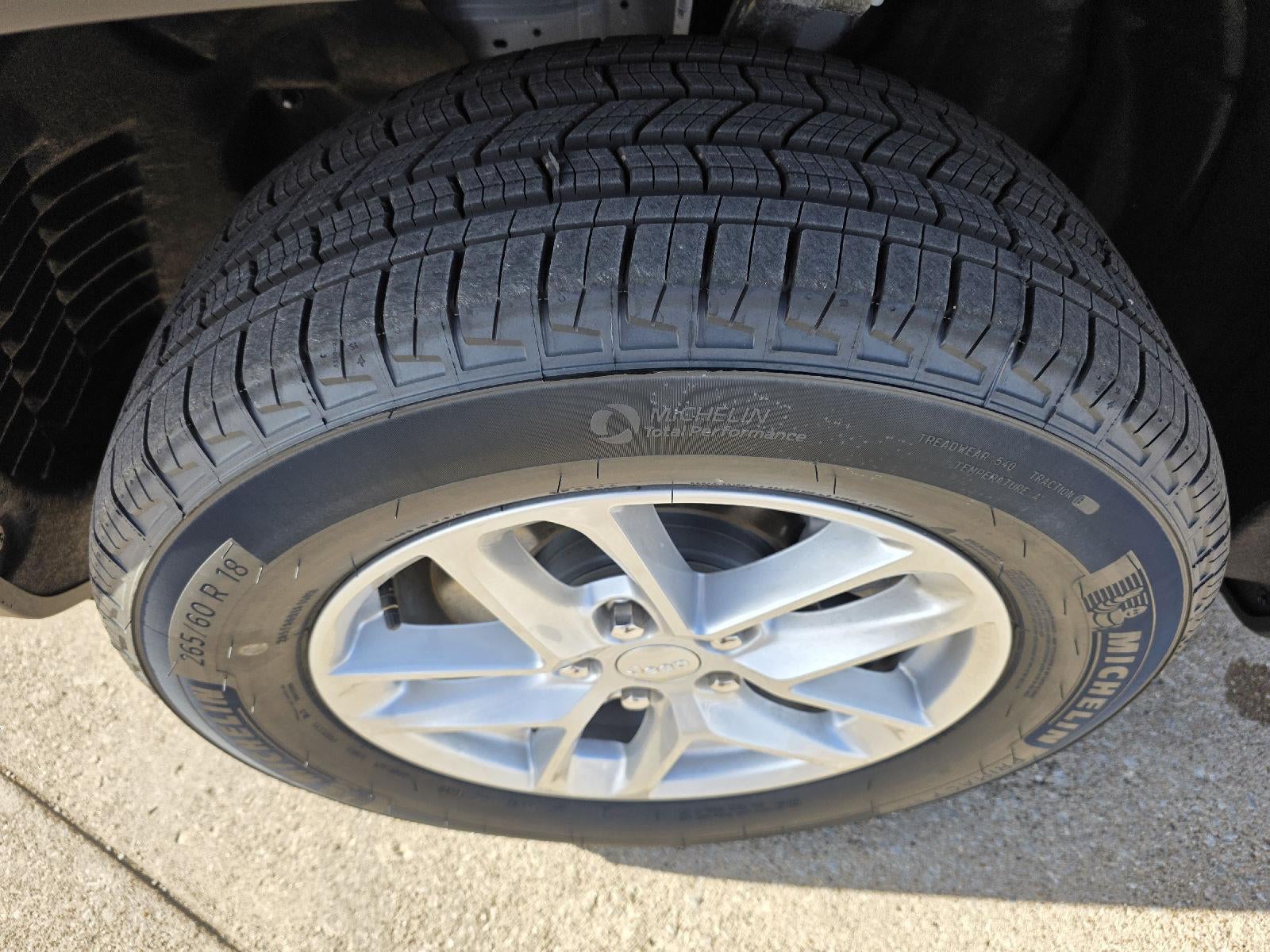 2026 Jeep Grand Cherokee L Laredo