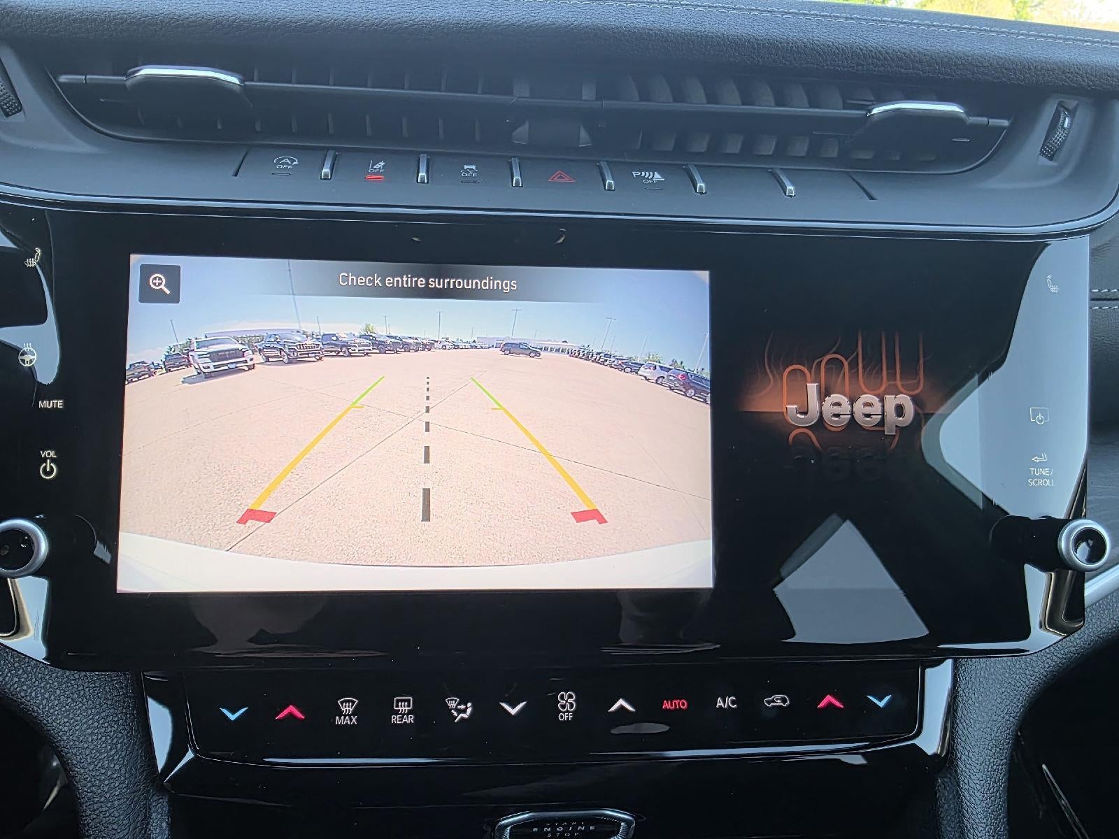 2026 Jeep Grand Cherokee L Laredo Altitude