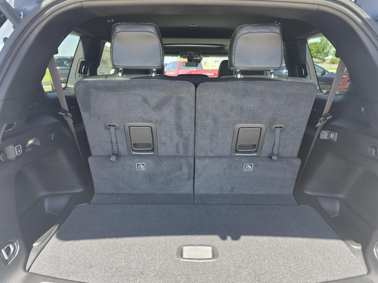 2026 Jeep Grand Cherokee L Laredo Altitude