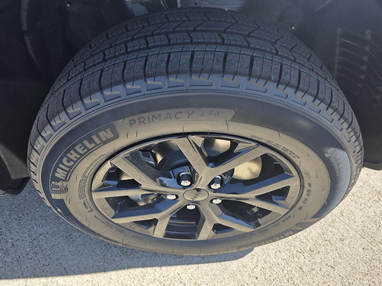 2026 Jeep Grand Cherokee L Laredo Altitude