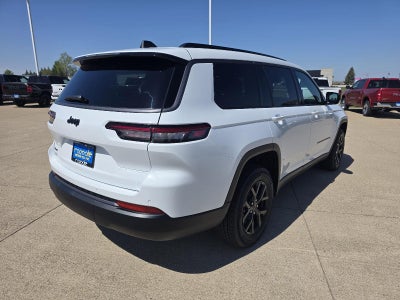 2026 Jeep Grand Cherokee L Laredo Altitude