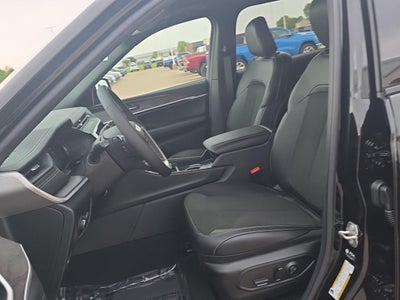 2026 Jeep Grand Cherokee L Laredo Altitude