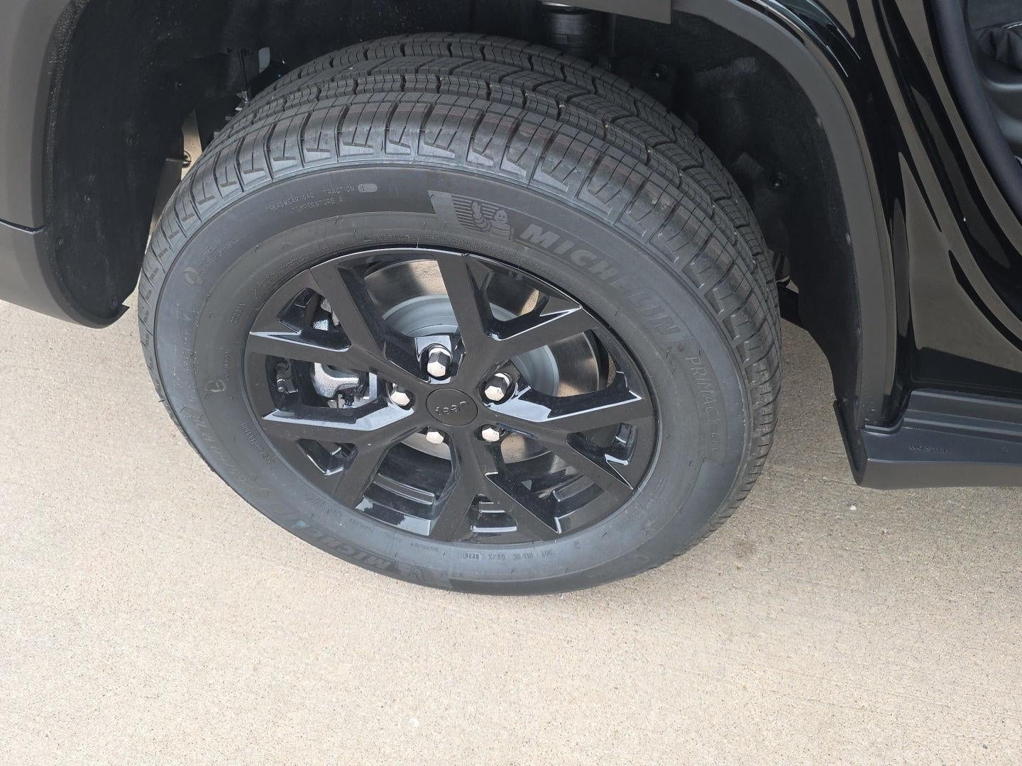 2026 Jeep Grand Cherokee L Laredo Altitude