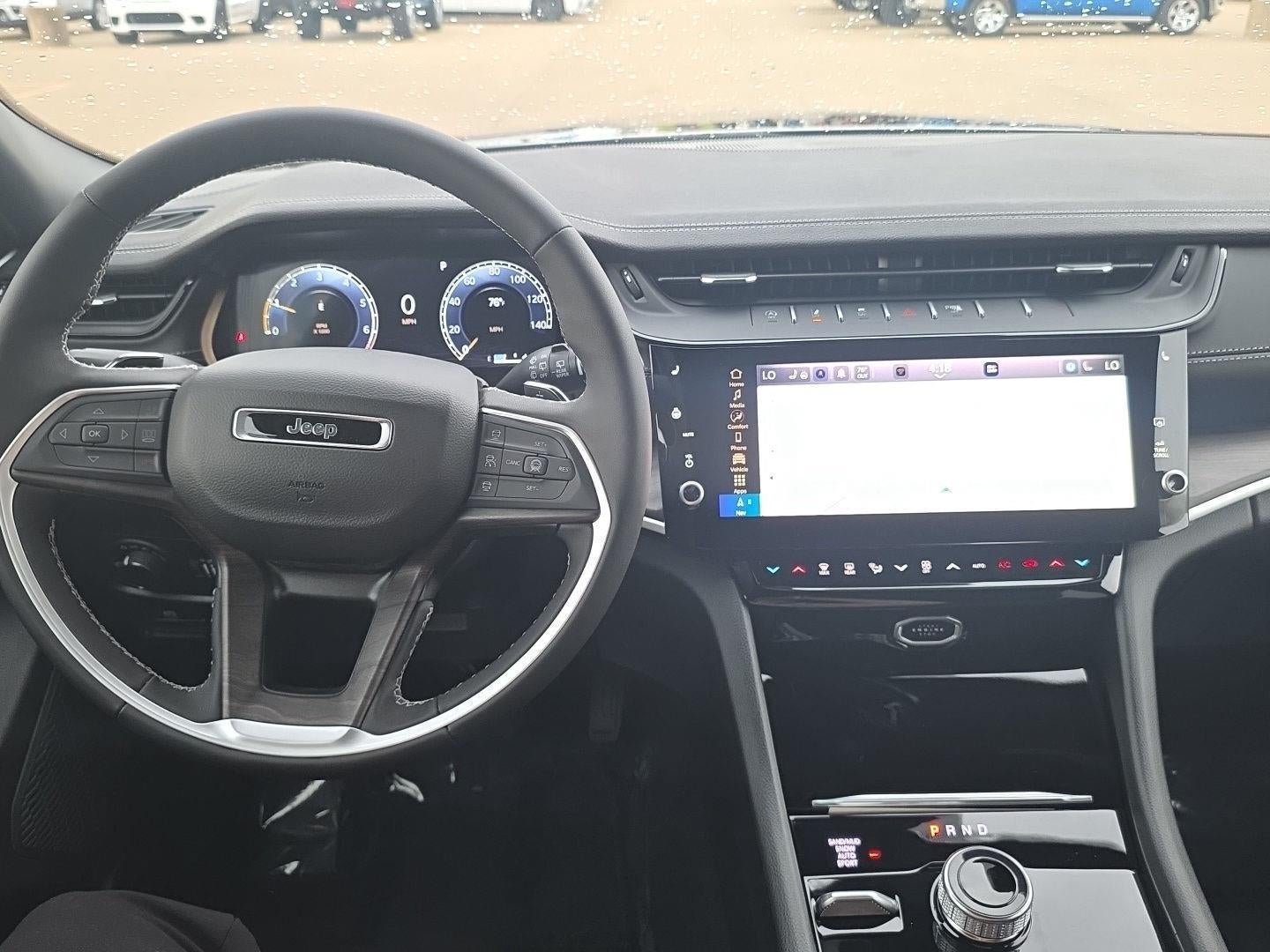 2026 Jeep Grand Cherokee L Laredo Altitude