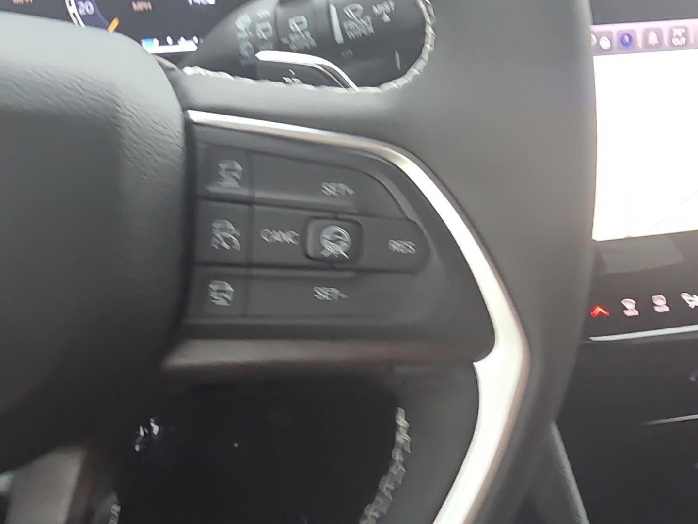 2026 Jeep Grand Cherokee L Laredo Altitude