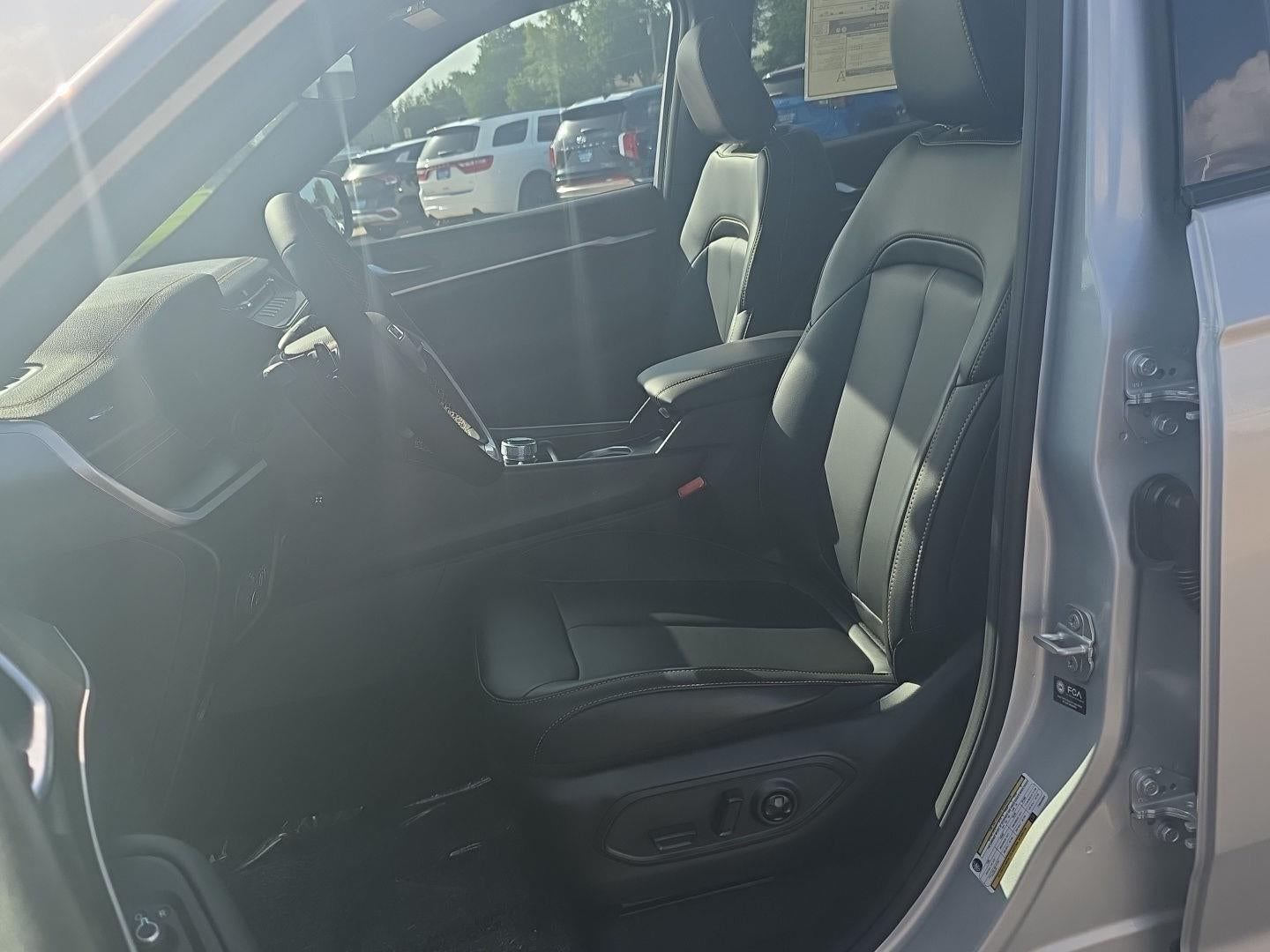 2026 Jeep Grand Cherokee L 85th Anniversary Edition