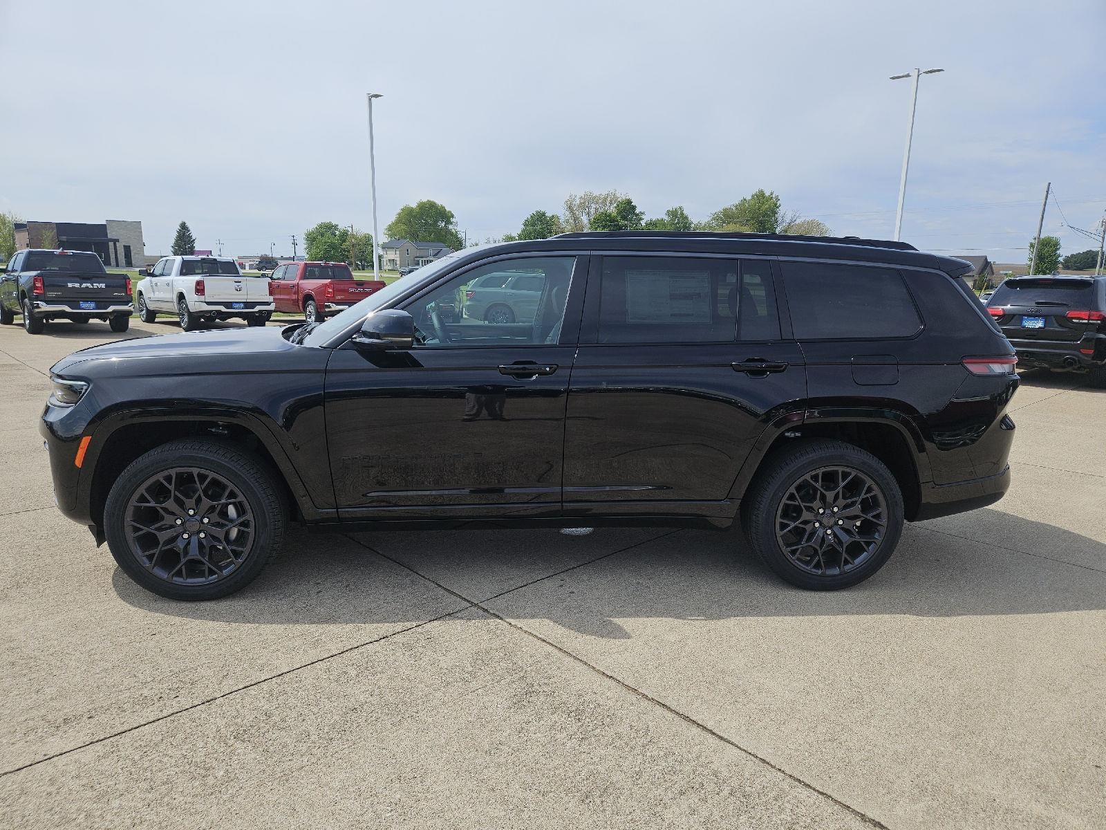 2026 Jeep Grand Cherokee L Summit