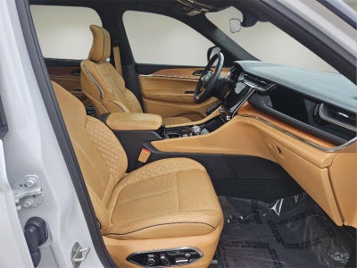 2023 Jeep Grand Cherokee L Summit Reserve