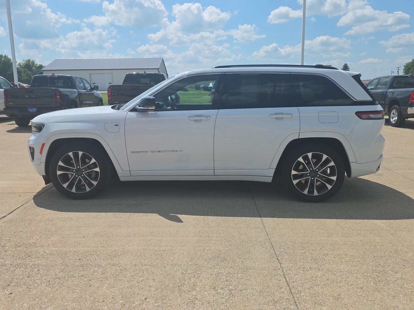 2023 Jeep Grand Cherokee 4xe Overland