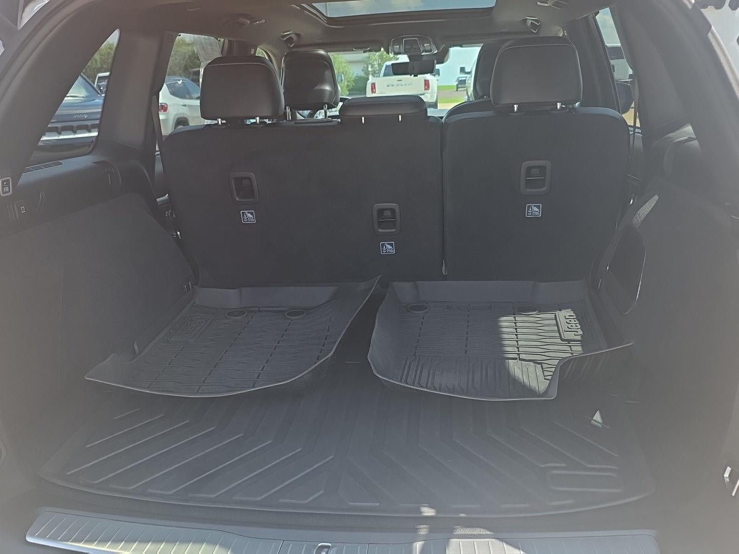 2023 Jeep Grand Cherokee 4xe Overland