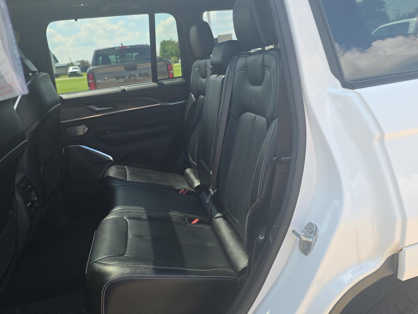 2023 Jeep Grand Cherokee 4xe Overland
