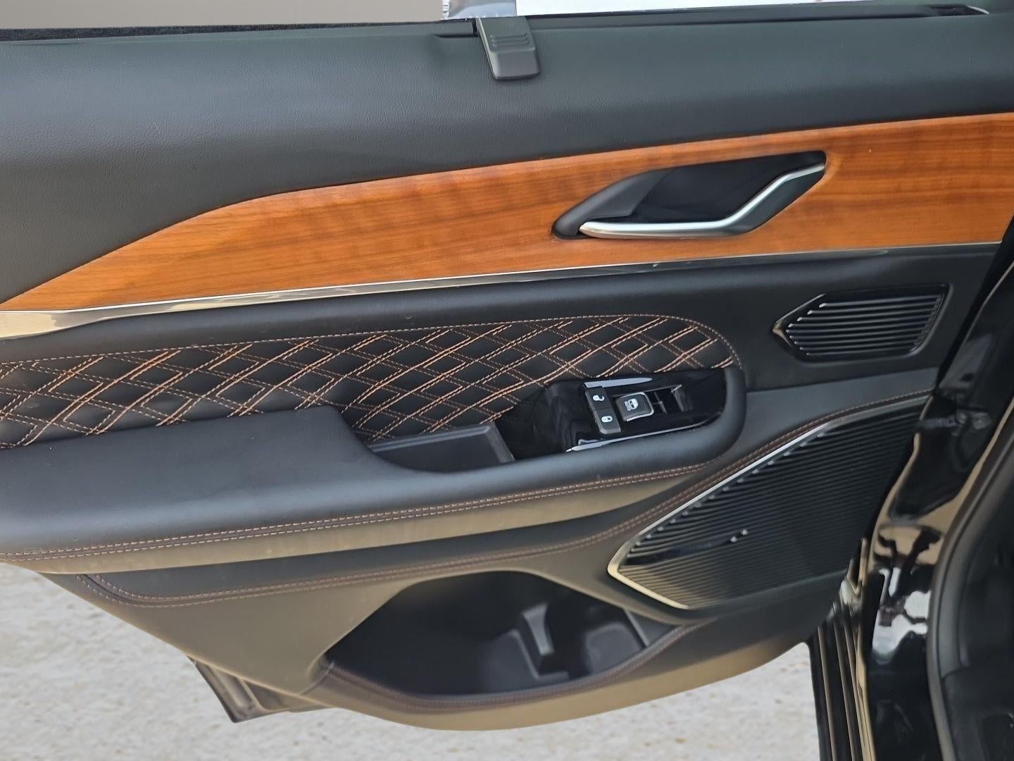2023 Jeep Grand Cherokee 4xe Summit Reserve