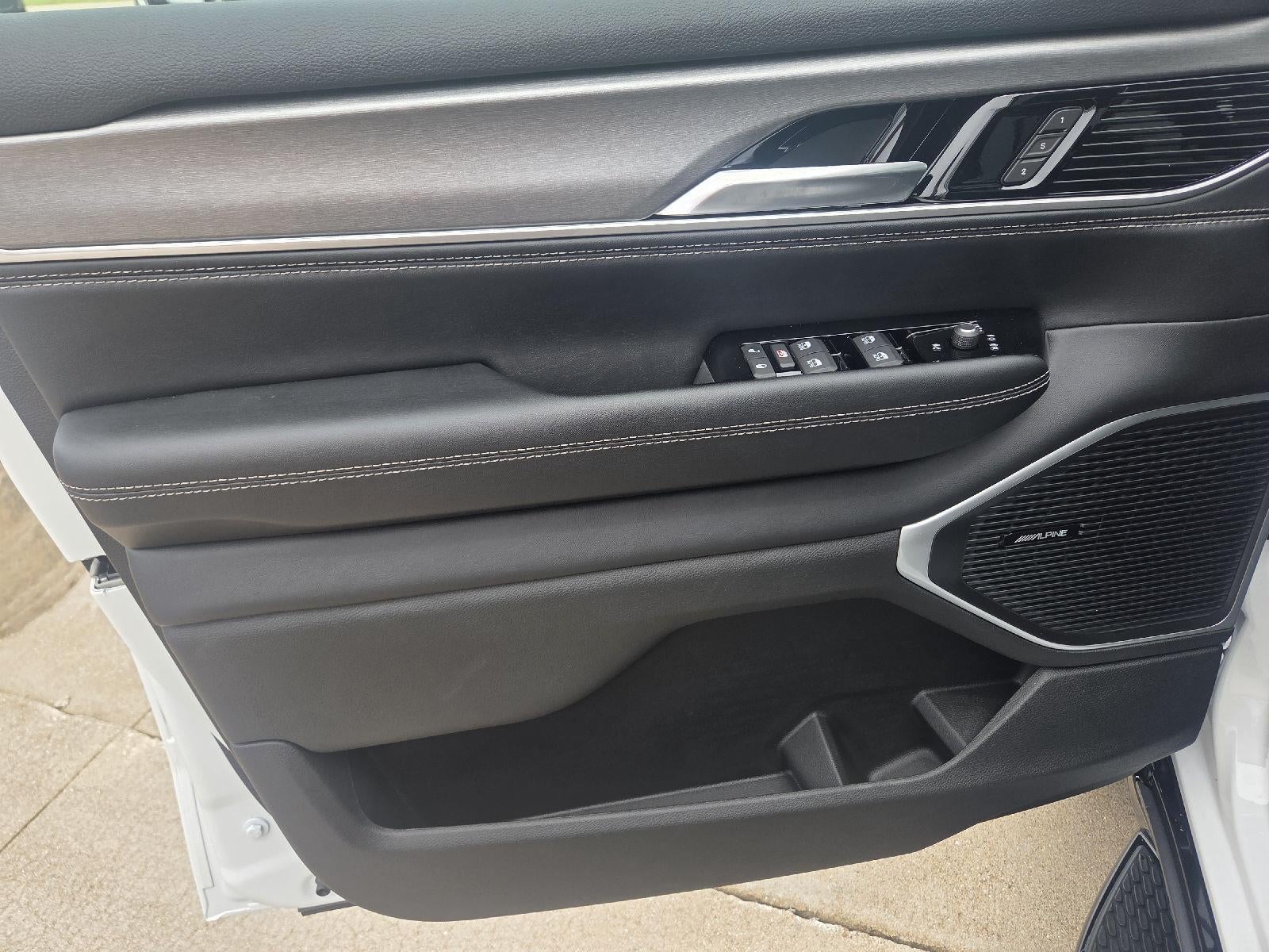 2026 Jeep Grand Wagoneer Upland
