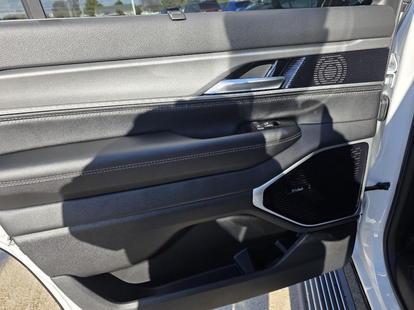 2026 Jeep Grand Wagoneer Limited Reserve