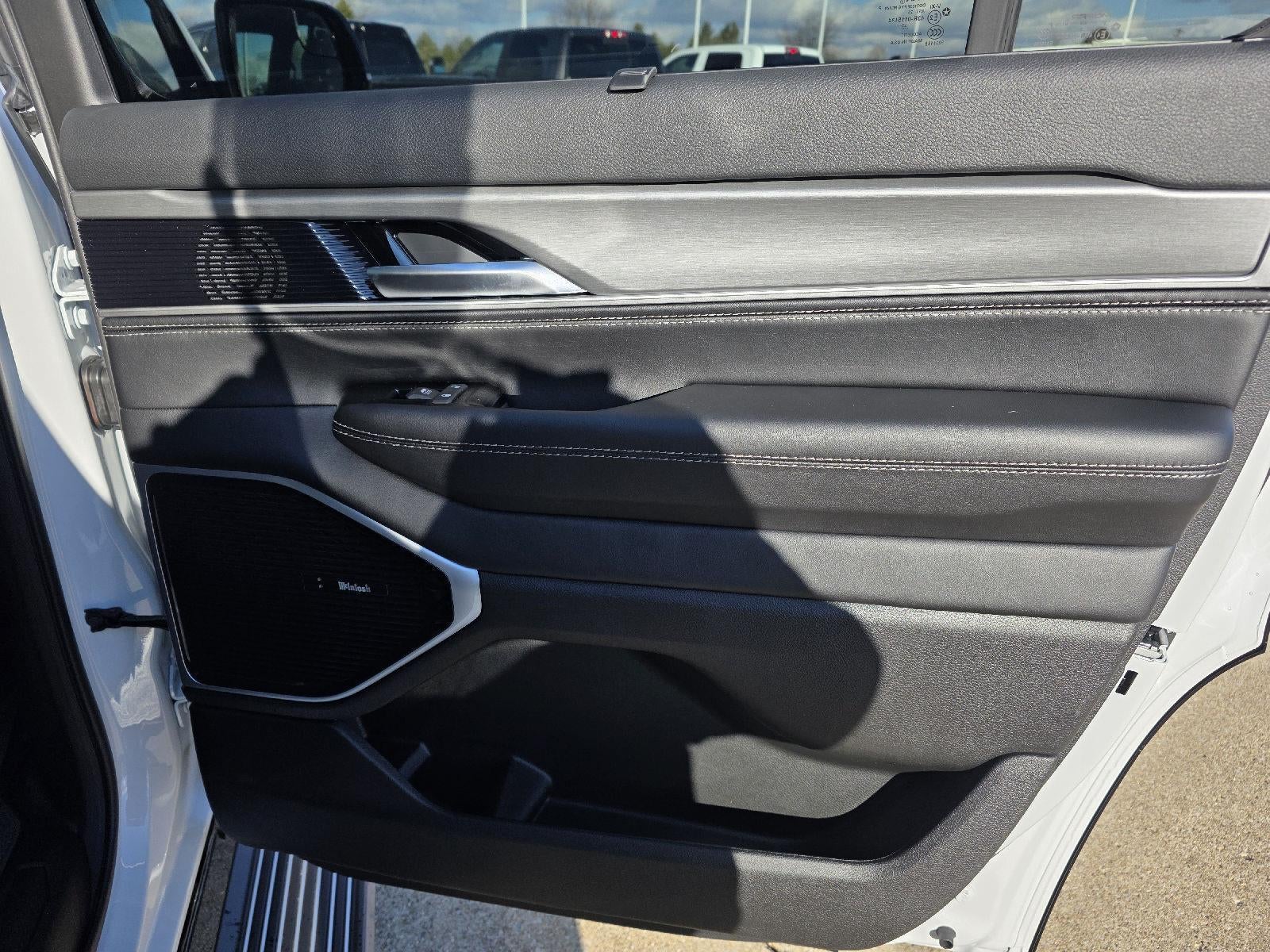 2026 Jeep Grand Wagoneer Limited Reserve