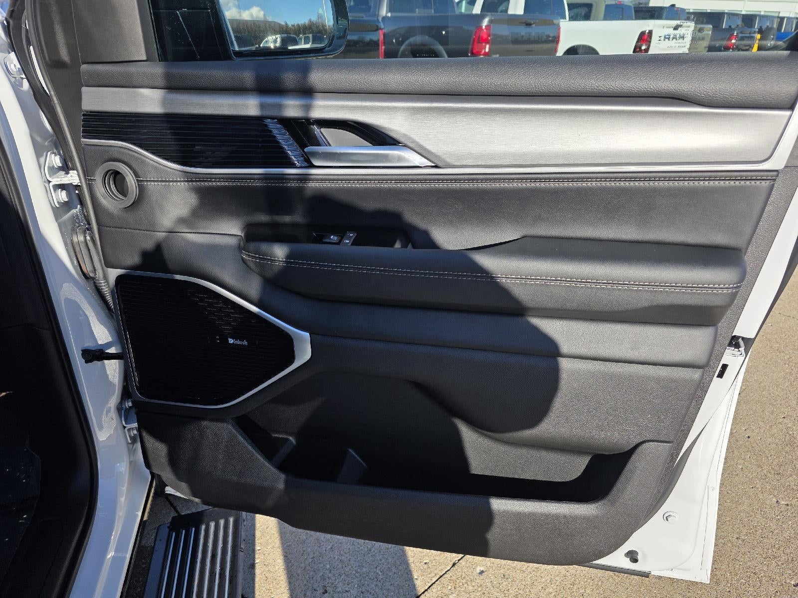 2026 Jeep Grand Wagoneer Limited Reserve