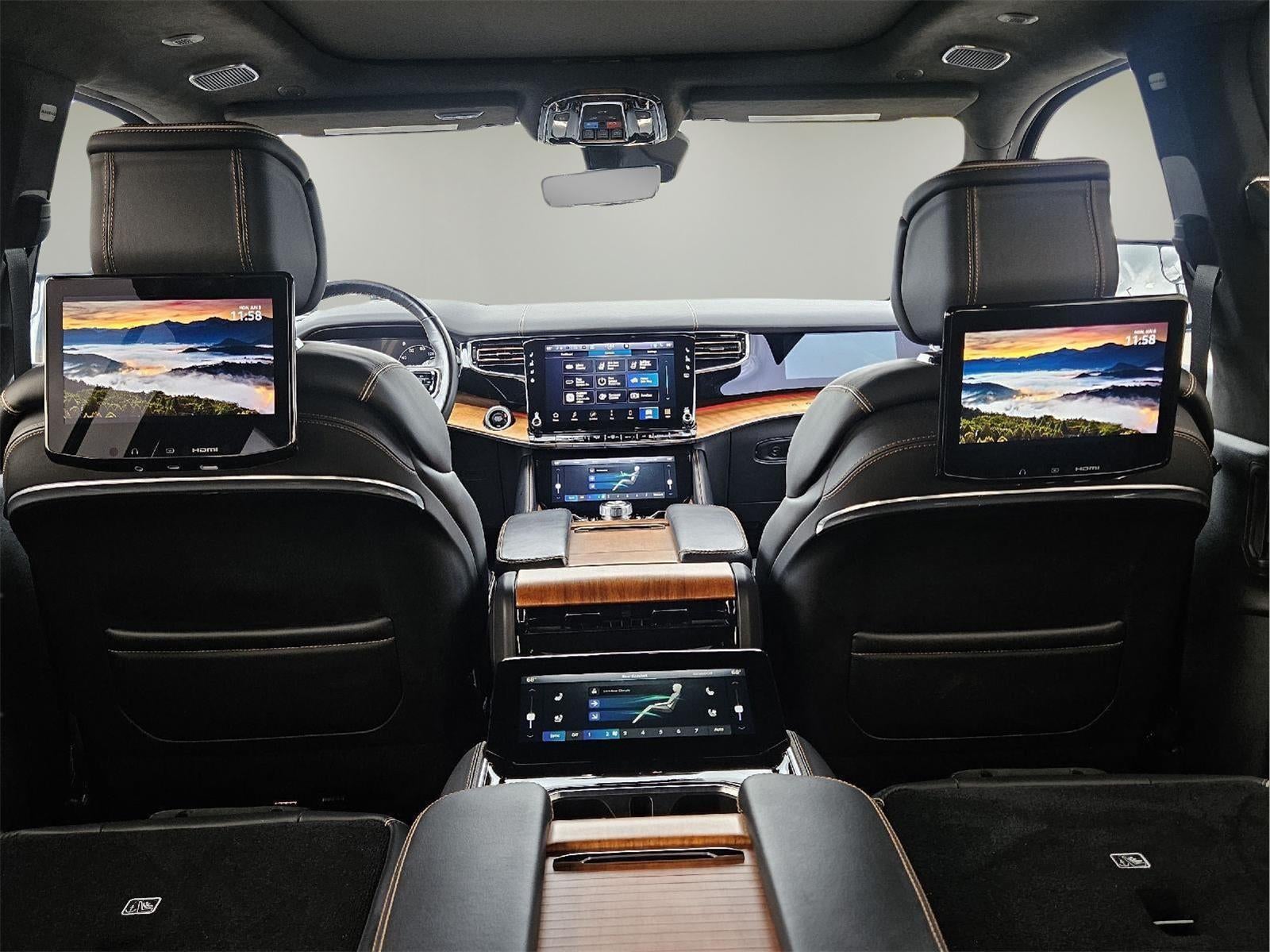 2022 Jeep Grand Wagoneer Series III