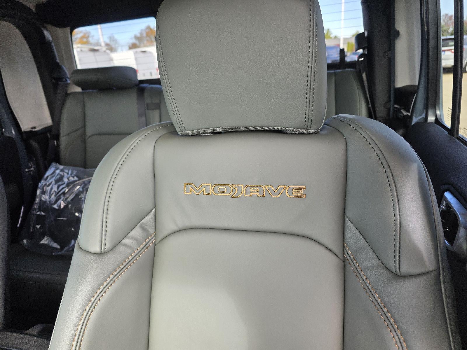 2026 Jeep Gladiator Mojave 4x4