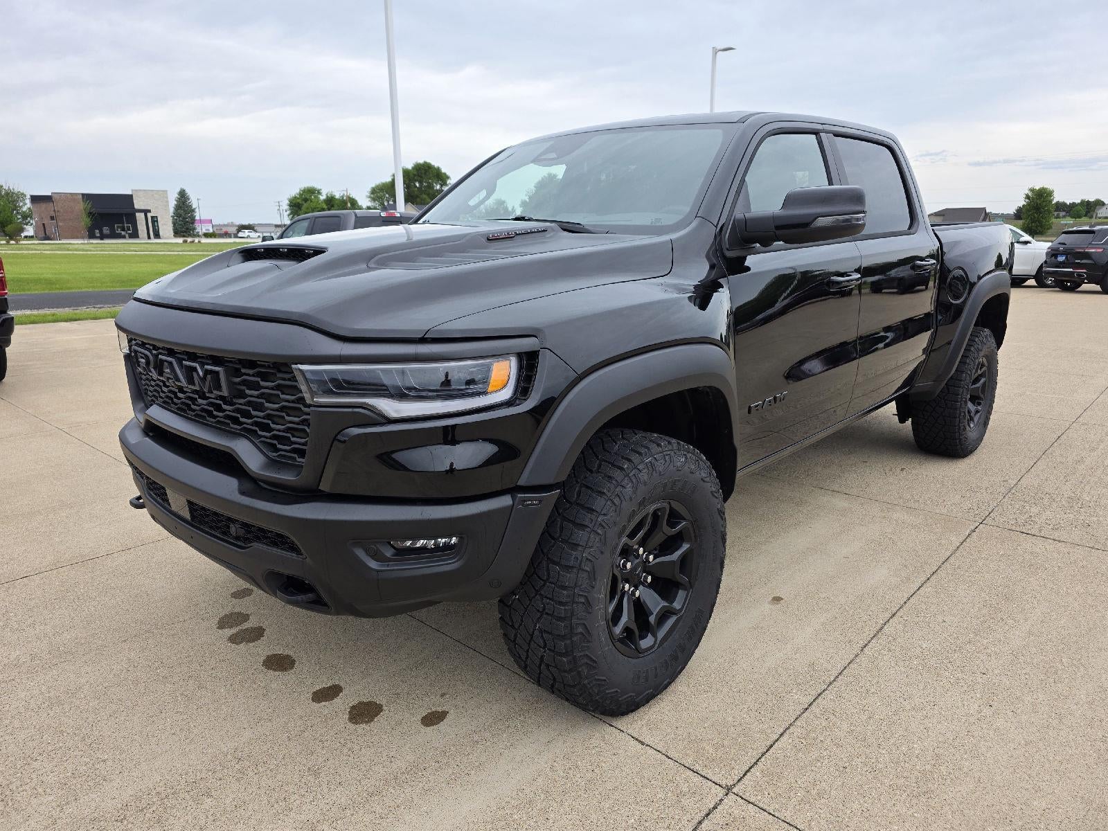 2026 RAM 1500 RHO 4x4 Crew Cab 5'7's photo